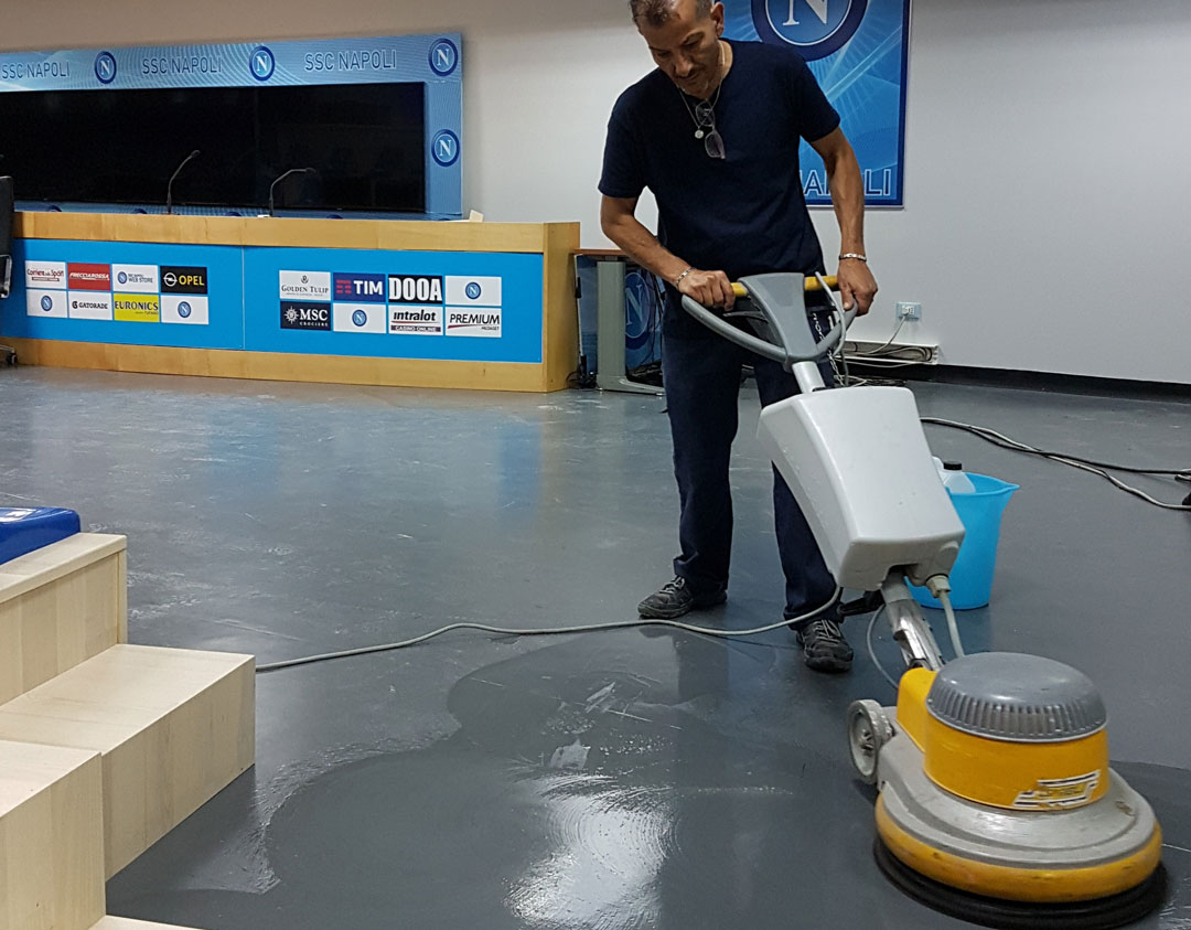 Trattamento pavimenti in pvc per SSC Napoli - Consorzio GGS